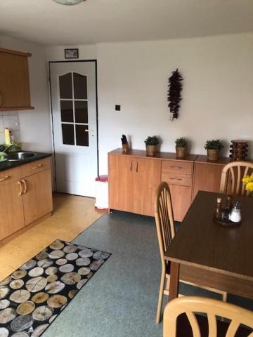 Apartman Skvela Nalada Vsemyslice Exterior photo
